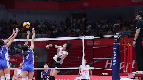 Thắng Triều Tiên 3-1, bóng chuyền nữ Việt Nam gần như nắm vé váo bán kết